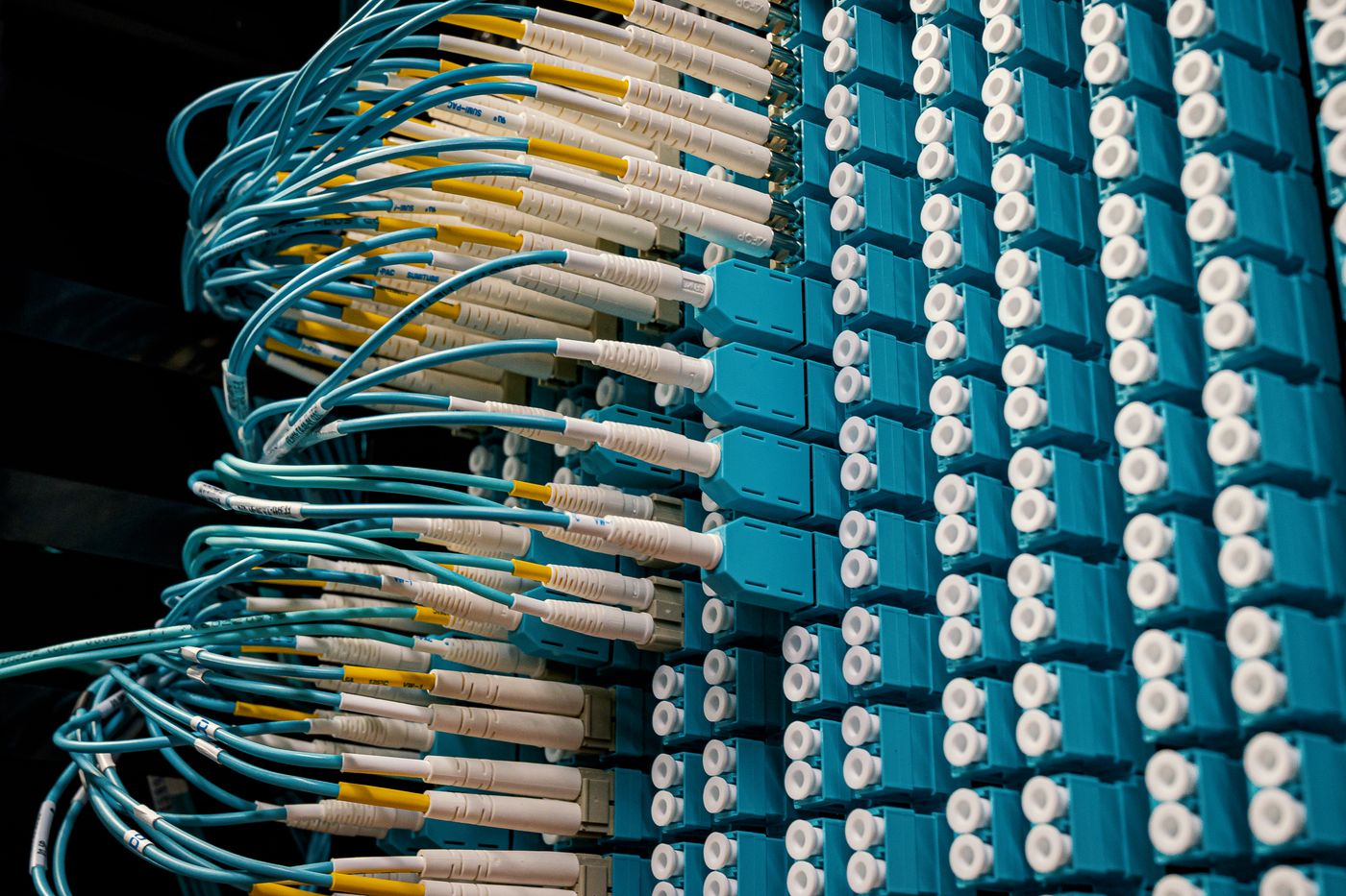 Fiber patch panel and network cables